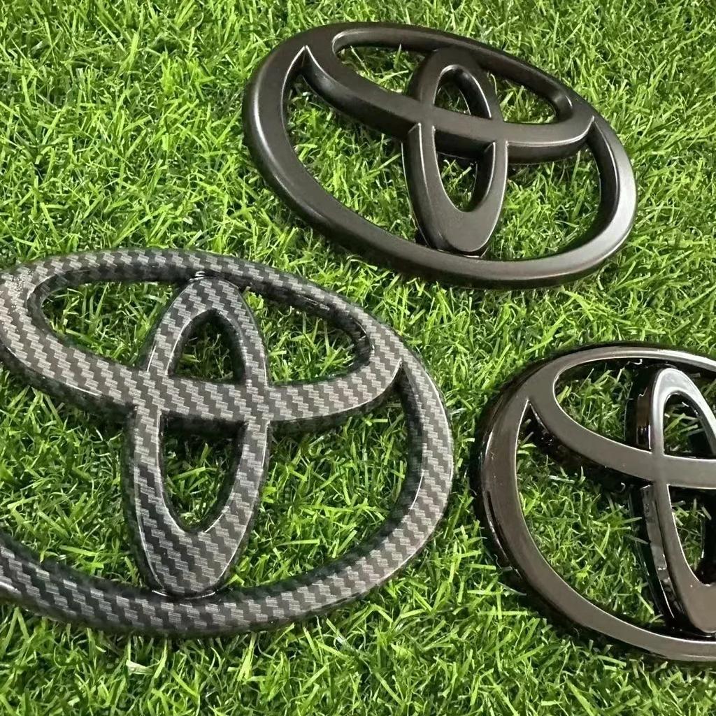 1PC 3D ABS Car front grille trunk Logo Emblem For Toyota RAV4 Camry Corolla Levin Yaris Reiz Vios Highlander CHR Prius accessory DQ1