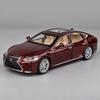 Toyota Lexus LS500H Лимузин Симуляция Литой и Игрушечный Транспорт Звуки и Свет Инерционная Машина 1:32 Подарки из сплава для детей