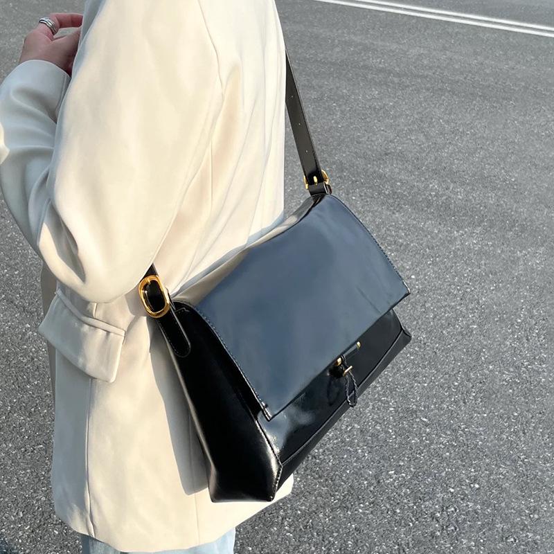 Real Leather Bag For Women Single-Strap Crossbody Bag Design Fashionable Small Messenger Bag Large Capacity Soft Leather Underarm Womens Bag