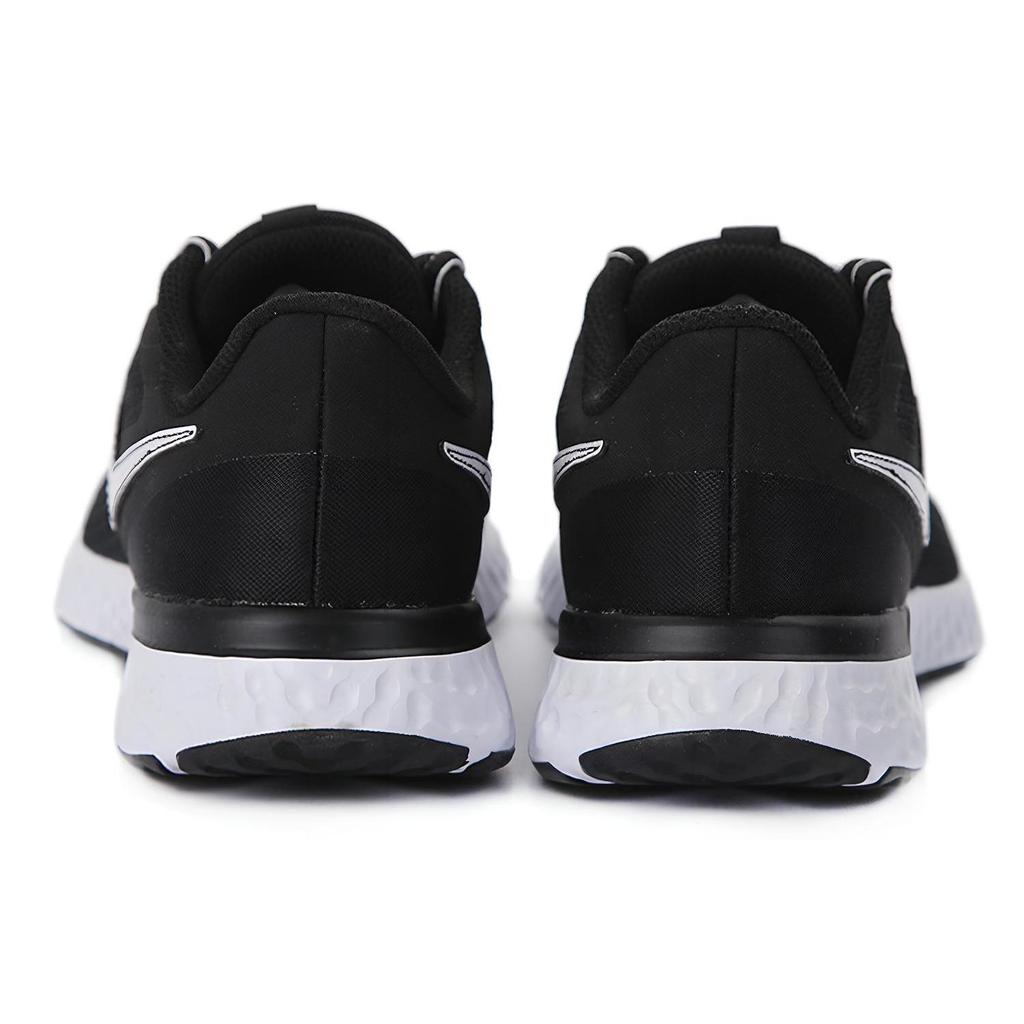 Nike Revolution 5 Ext 'Черный Белый' Женская CZ8590-001