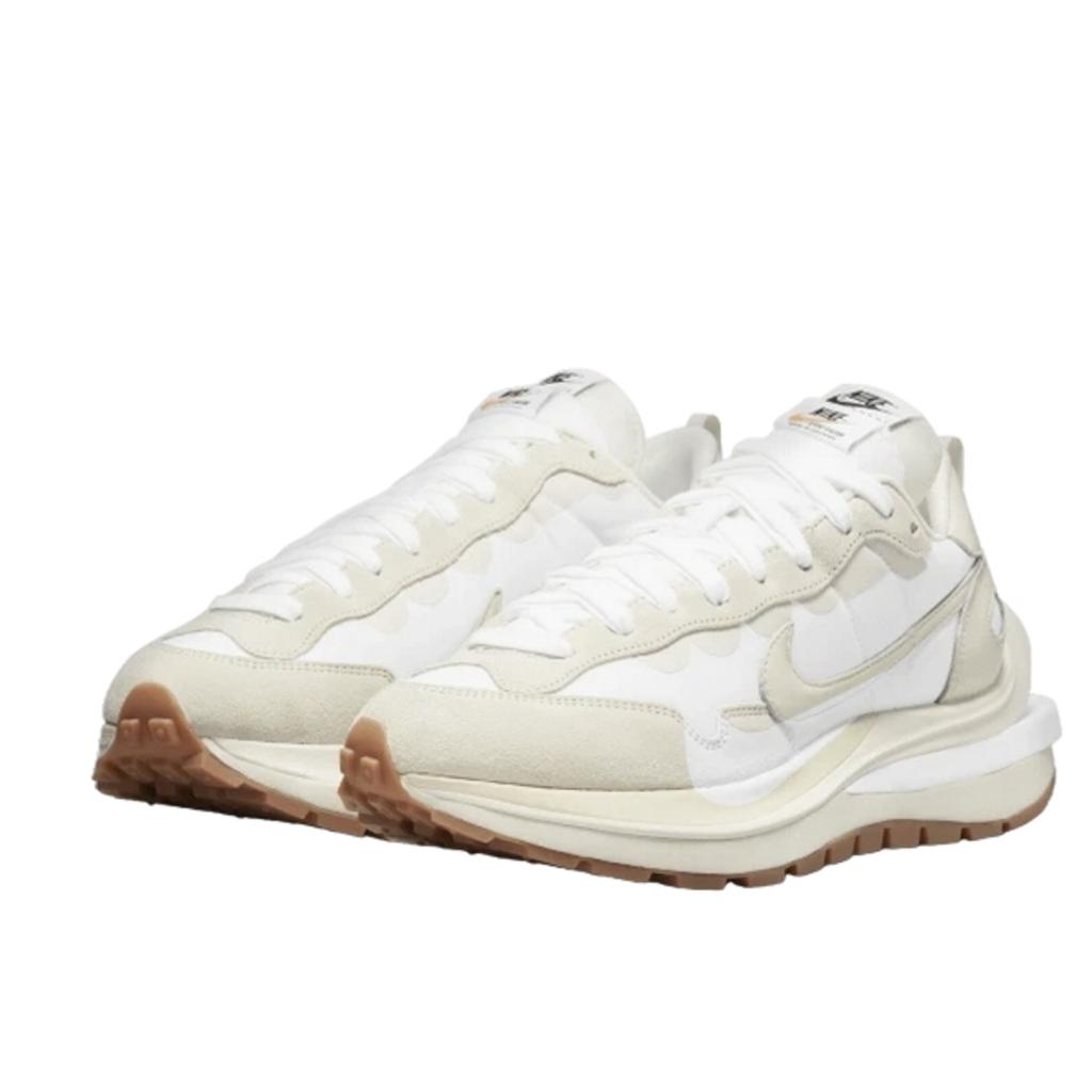Nike Vaporwaffle Sacai Sail Gum