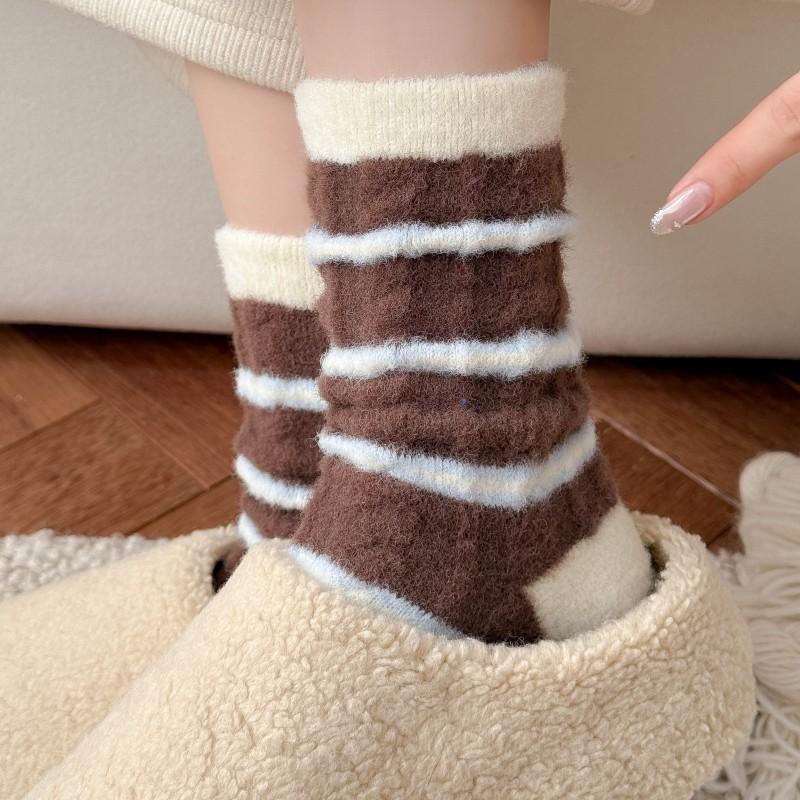 Зимние теплые носки, женские полосатые цветные теплые флисовые утолщенные плюшевые полосатые носки до середины икры, домашние махровые носки для сна