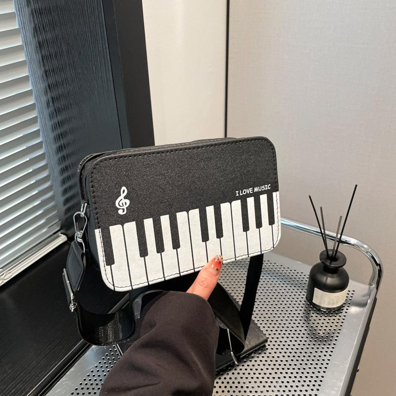Piano Keys Black and White Sling Bag Contrast Color Casual Square Bag Ladies Travel Shopping Commute Date Bag KTY