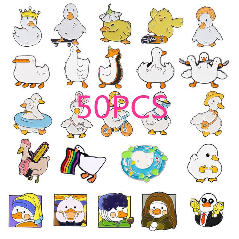 10/20/30/40/50Pcs Cute Duck Enamel Badges Brooch Diversity Random Bandana Duck Badge Metal Costume Lapel Pins Decorate Jewelry