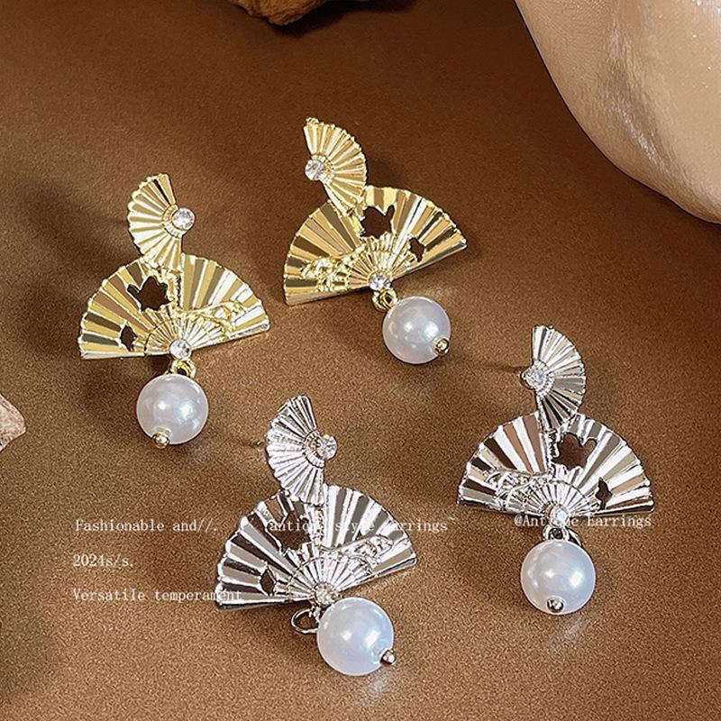 Серьги в форме веера в средневековом стиле: Серебро S925, легкая роскошь, нишевый дизайн
