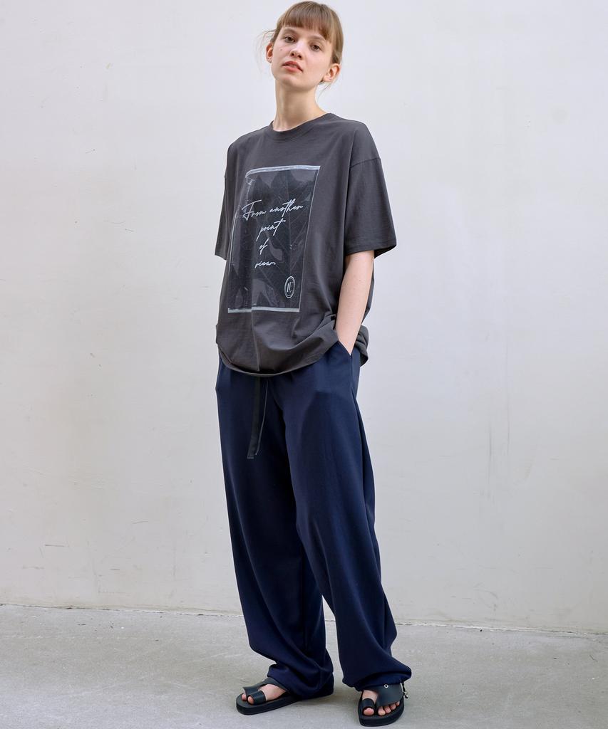 TRIP LE SENS Point Of View Oversized Short Sleeve Tee_Charcoal