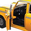 Greenlight 1977 Checker Taxi Cab Phoebe Buffay 1/43 "Friends (TV Series)"