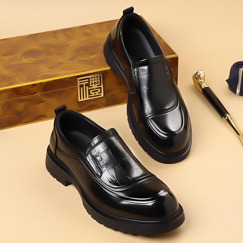 Men Business Casual Dress Shoes Classic Office Footwear for Work Commuting Meetings Weddings and Everyday Formal Wear