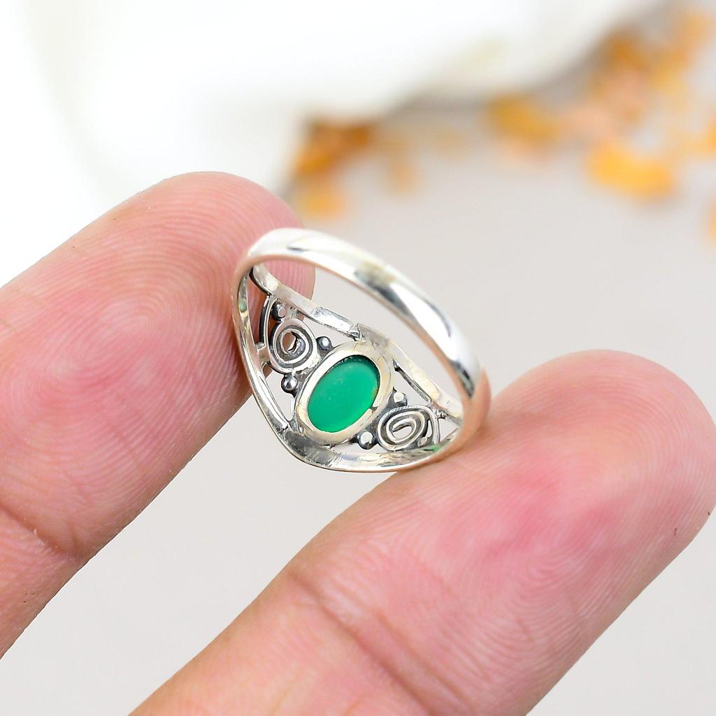925 Sterling Silver Green Onyx Oval Shape Green Gemstone Ring For Women