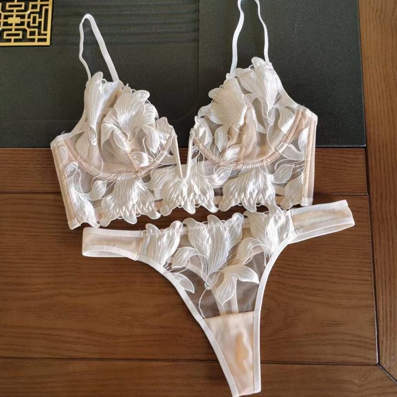 Европейские и американские женщины, сексуальный комплект с бюстгальтером и трусиками с глубоким V-образным вырезом, комплект кружевного нижнего белья с вышивкой, ультратонкий комплект нижнего белья с эффектом пуш-ап