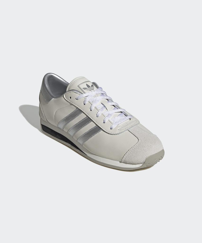 adidas Страна II - Кремовый:Серебристый / Jh5600
