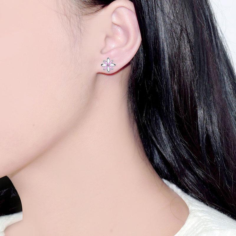 Гипоаллергенные серьги-пусеты «Цветущая сакура»: Модные корейские рождественские украшения для женщин