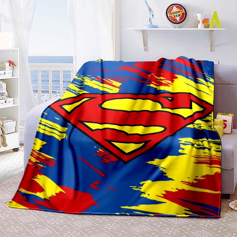 High-definition Superman Flannel Blanket, Lightweight and Breathable Polyester Blanket - Q