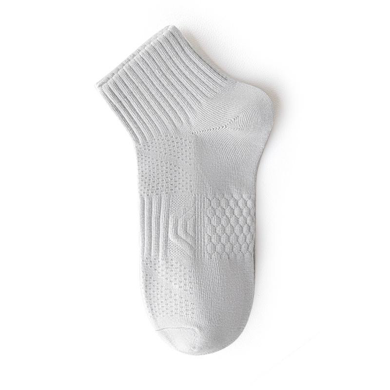 Men's Spring and Summer Short Socks In Solid Color, Boneless Cotton Socks, Odor-proof and Non-removable, and Autumn Mid-calf Socks
