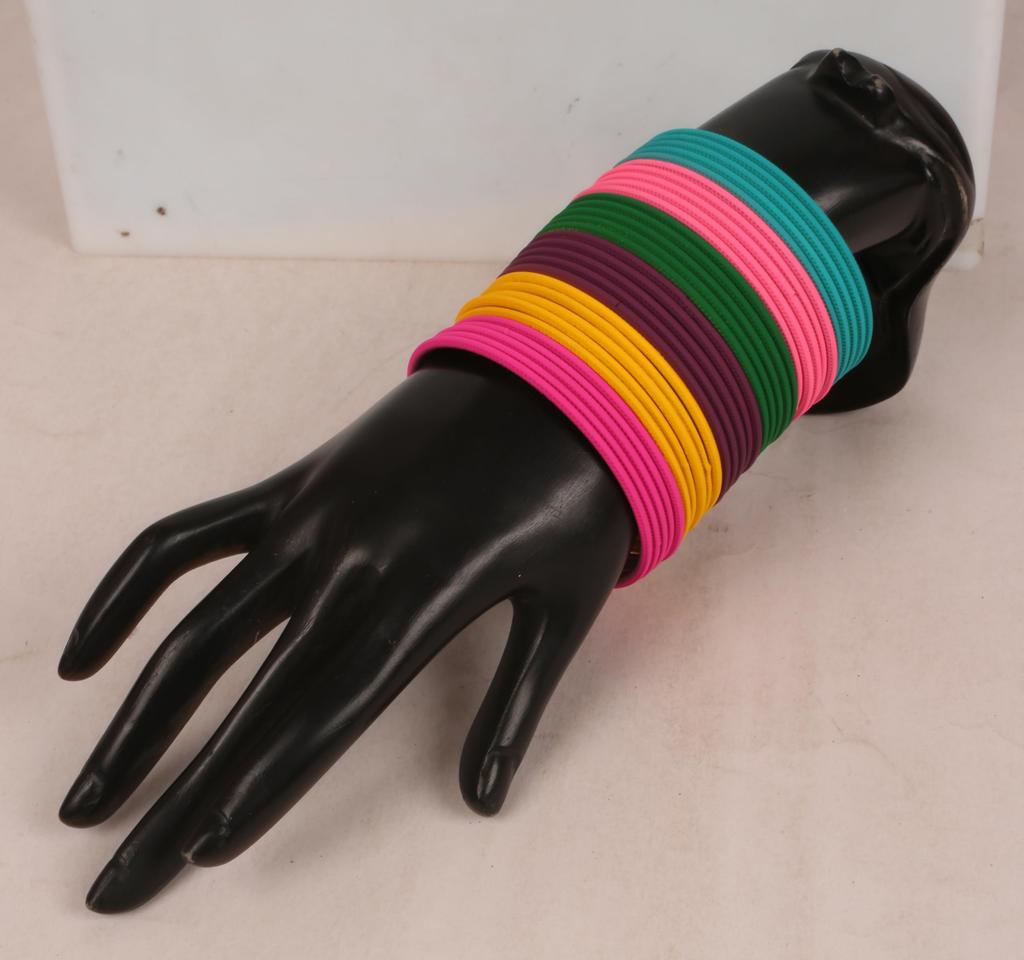 Новый индийский Болливуд традиционный эксклюзивный ручной работы ручной работы спрессованный 12 текстурных ассорти пастельных цветов дизайнерские ювелирные браслеты набор из 144 для