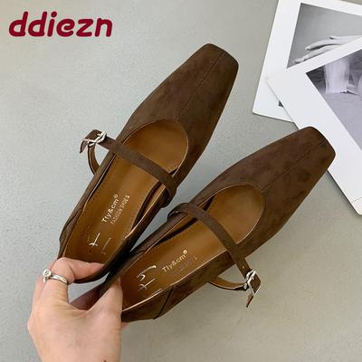 Мода Мода Мелкая обувь Низкий каблук Женские Мэри Джейн Клинья Обувь Женская Ремешок с пряжкой Дамские Клинья Обувь на каблуке Туфли-лодочки