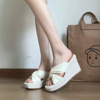 Женская обувь – Босоножки