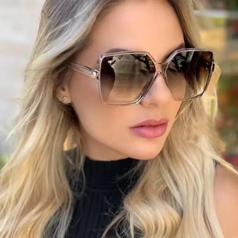 Oversized Square Sunglasses for Women and Men UV Protection Eyeglasses Retro Big Frame Sun Glasses Fashion Shades