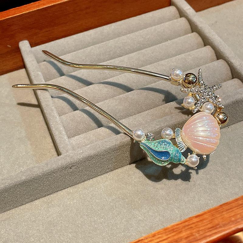 Elegant Pearl Tassel Butterfly Hairpin: Rhinestone-Embellished Chinese Style, Versatile and Luxurious Hair Clip