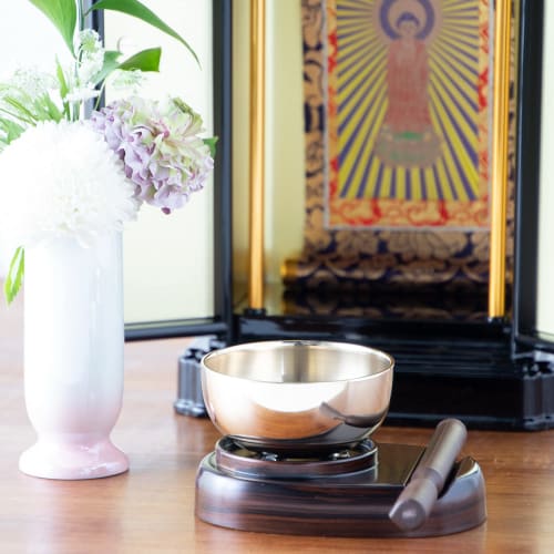 Sunmany Mini Orin Set: Authentic and Easy-to-Use, 2.3-inch (7.0cm) Diameter x 6.0cm Height. Made in Japan. Perfect for Buddhist Altars, Buddhist Altar