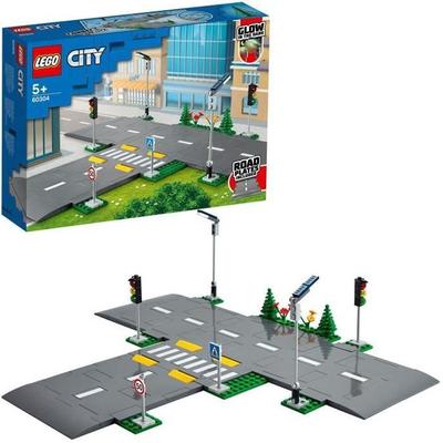 LEGO® City 60304 Intersection À Assembler, Jeu Construction Ville Avec Panneaux Et Routes À Imbriquer Pour Garçon Ou Fille