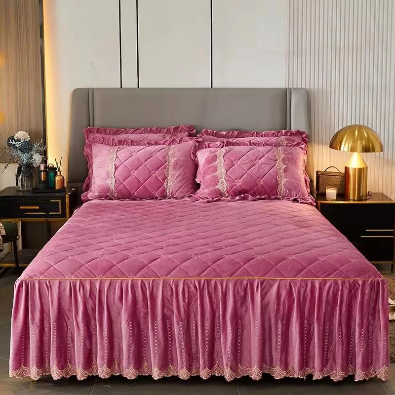 Luxury Solid Color Crystal Velvet Quilted Bedspread King Queen Size Lace Soft Coral Fleece Bed Skirt Not Including Pillowcase
