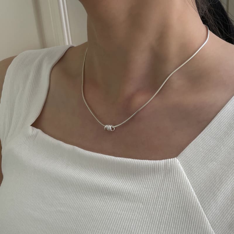 melliv 3-ring snake chain necklace_mvn42