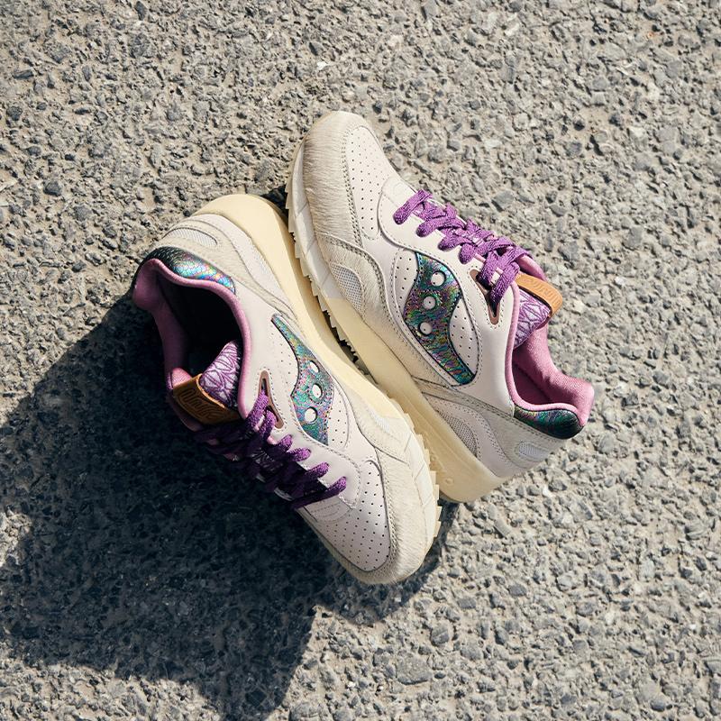 SAUCONY Кроссовки унисекс Shadow 6000 Phoenix Кремовые разноцветные S70808-2