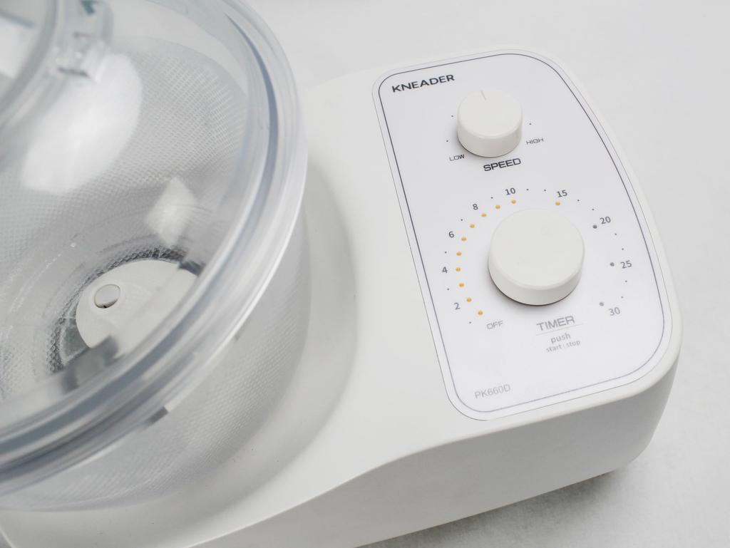 Тестомес для хлеба Nippon Kneader Тестомес для хлеба ручной работы PK660D Белый (Тестомесильная машина)
