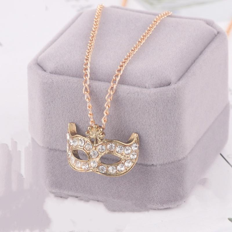 Charm Pendant Necklace Delicate Female Fox Mask Necklace Simple Temperament Crystal Female Money Chain