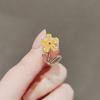 Cute and High-end Floral Brooch Trendy and Individualistic Imitation Crystal Brooch Anti-glare Brooch