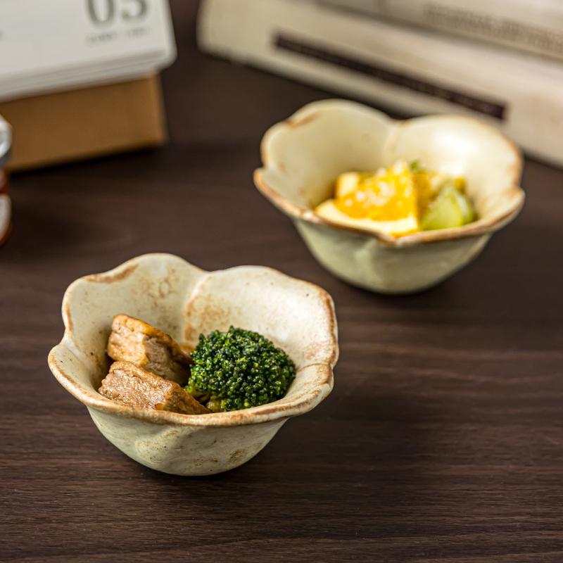 Hand Pinched Stoneware Sauce Dish Vintage Floral Shape for Dipping Condiments Dessert Home Kitchen Tableware Gift