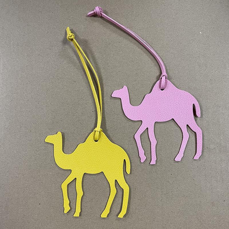 Милый кожаный верблюд брелок для ключей рюкзак кулон животное женская сумка шарм аксессуары