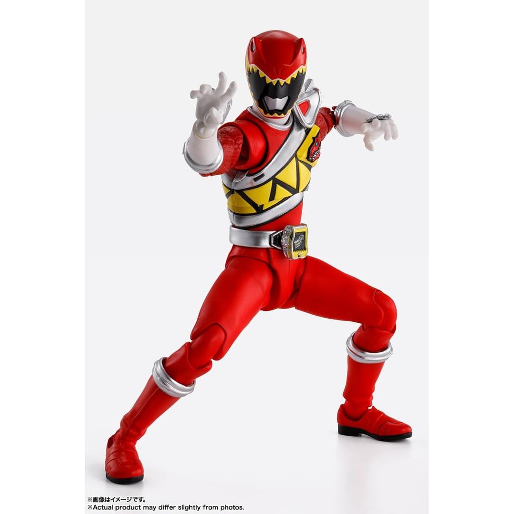 TAMASHII NATIONS С.Х.. Фигурка Figuarts Zyuden Sentai Kyoryuger Kyoryu Red 145 мм - окрашенная коллекционная игрушка из АБС и ПВХ
