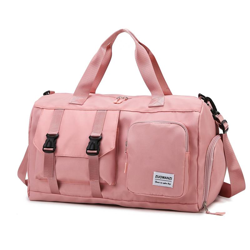 Дорожные сумки большой вместимости можно установить на выдвижную ручку, фитнес-сумки, отделения для обуви, дорожные сумки для посадки в самолет, водонепроницаемые сумки