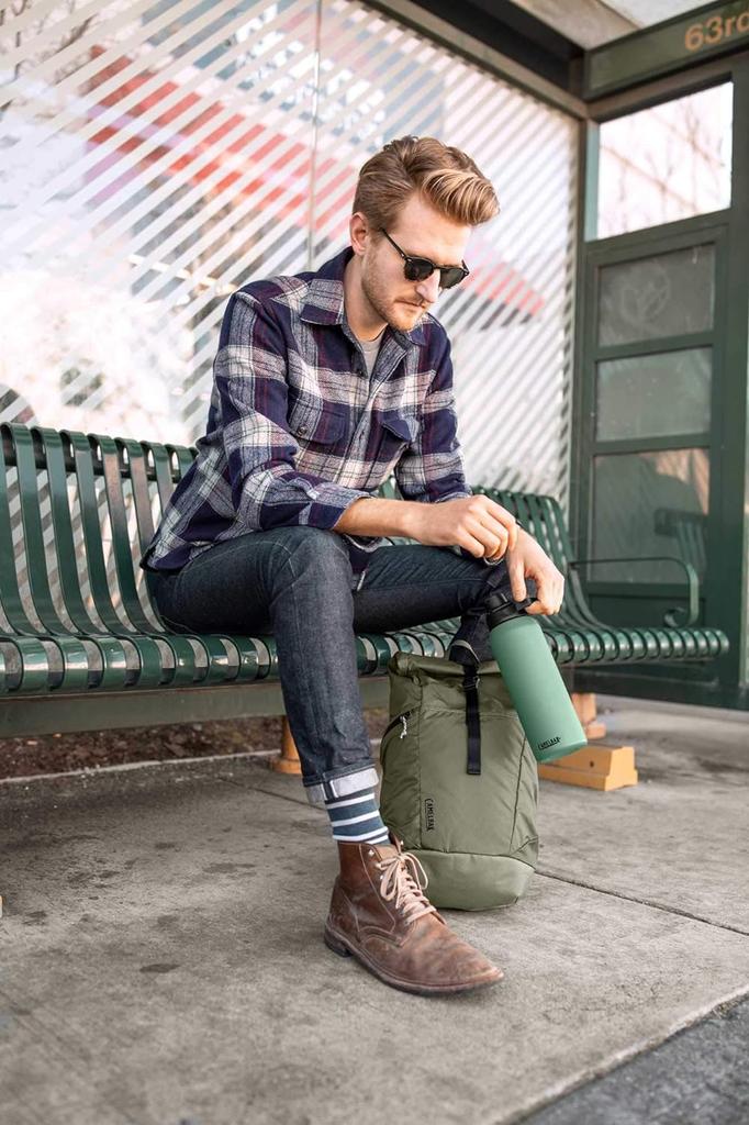 CamelBak Chew Mug SST 600ml Vacuum Insulated Stainless Steel Insulates Cold and Hot Black Bottle, Drinks,