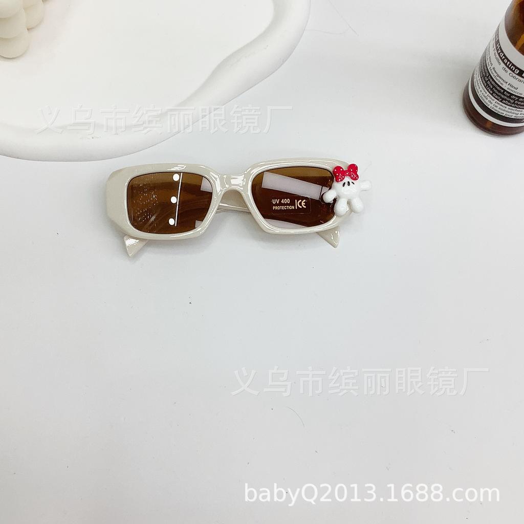 Модные детские солнцезащитные очки в небольшой коробке своими руками солнцезащитный крем защита от ультрафиолета детские солнцезащитные очки модные очки