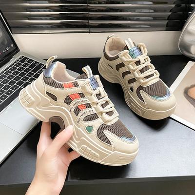 Женские кроссовки для папы высокой стоимости, новые осенние для ног, маленькая толстая подошва для увеличения роста, универсальная повседневная спортивная обувь