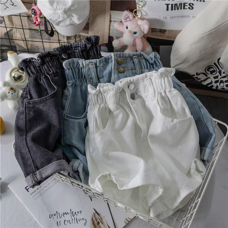 Женские летние джинсовые шорты А-силуэта в корейском стиле: Повседневный, Универсальный, Эластичный пояс, Подвернутый край, Свободный, Стройнящий, Широкие штанины.