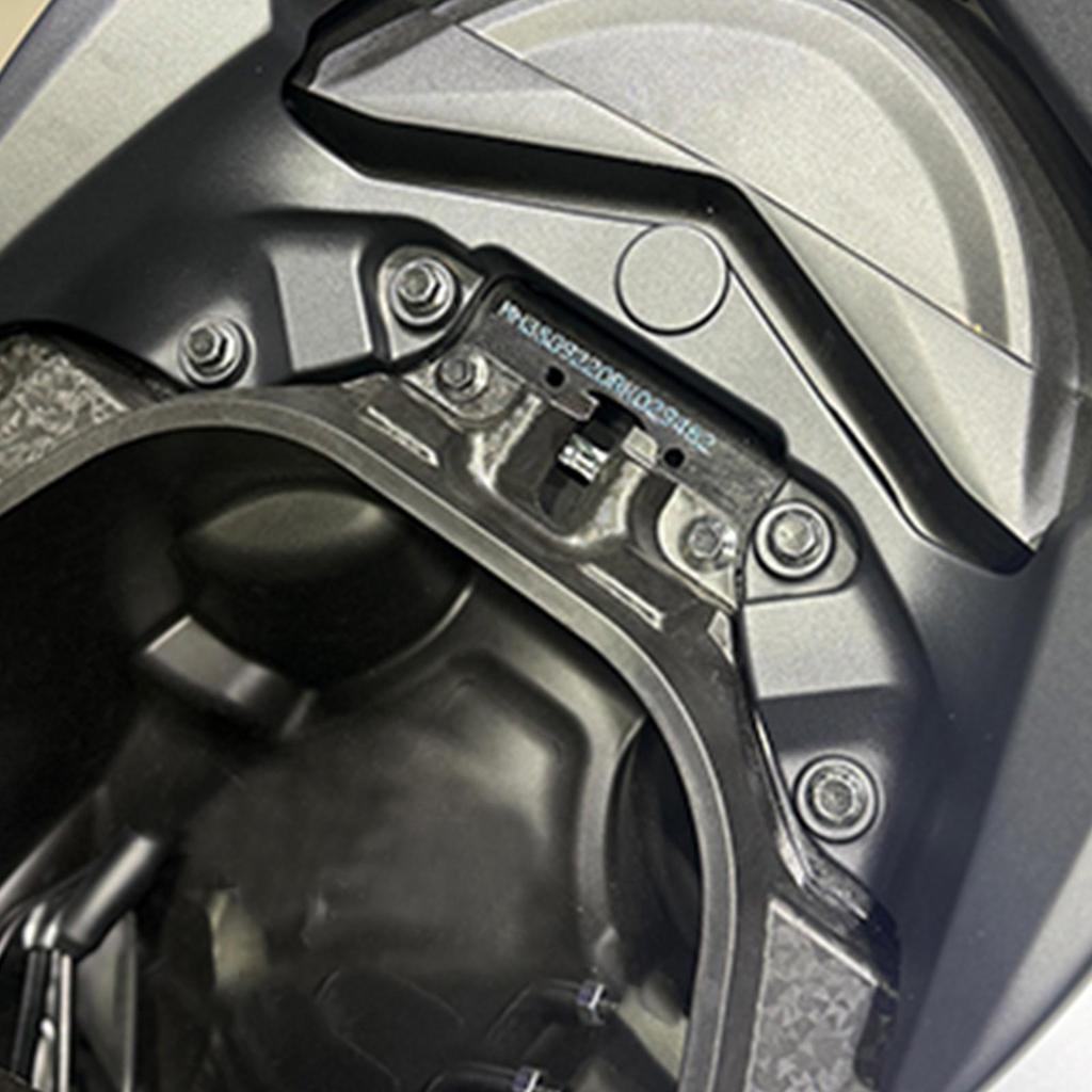 2025 NMAX Integrated Rear Rack: Thick Aluminum Alloy Spoiler & Trunk Rack