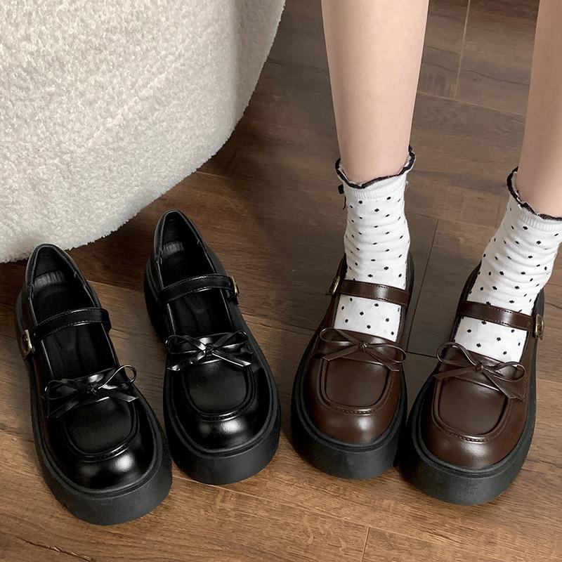 Черные туфли на платформе в британском стиле, женские, новые весенние туфли 2025 года, юбка, неглубокий вырез, туфли Мэри Джейн
