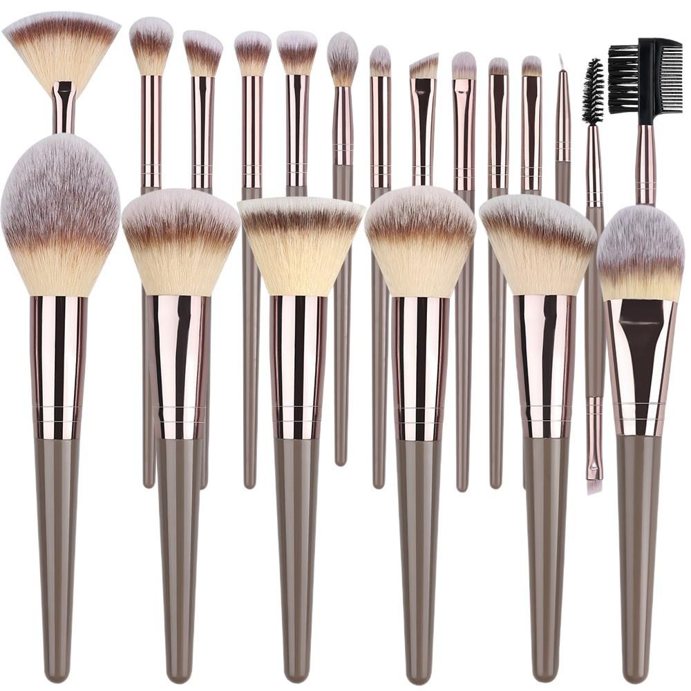 Hot-Selling Champagne Color Makeup Brush Set with Bag 10pcs 20pcs Beauty Tools Foundation Brush Eyeshadow Brush Loose Powder Gold