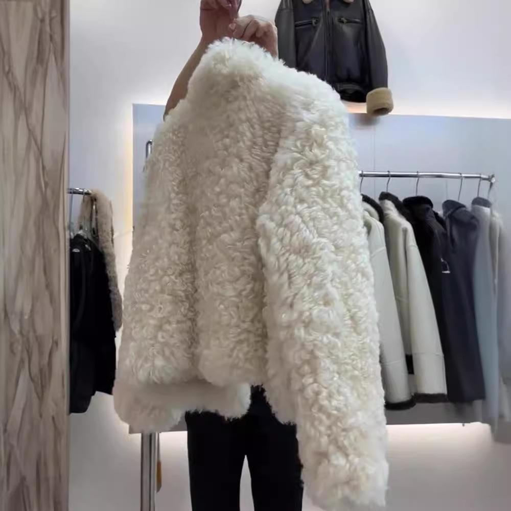 Женское шерстяное пальто из овчины с лацканами в стиле знаменитостей, осень/зима 2024 года - мягкий белый