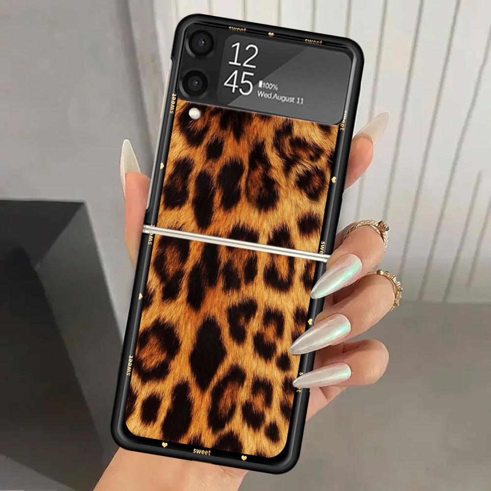 Жесткий чехол для телефона с принтом леопарда для Samsung Galaxy Z Flip 7 6 5 4 3 Черный ZFlip7 ZFlip6 Flip5 Flip4 Flip3 5G Чехол с принтом