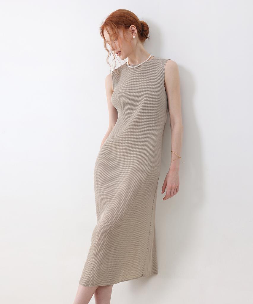 Белое безрукавное плиссированное платье PLEATSMOOD Nuri