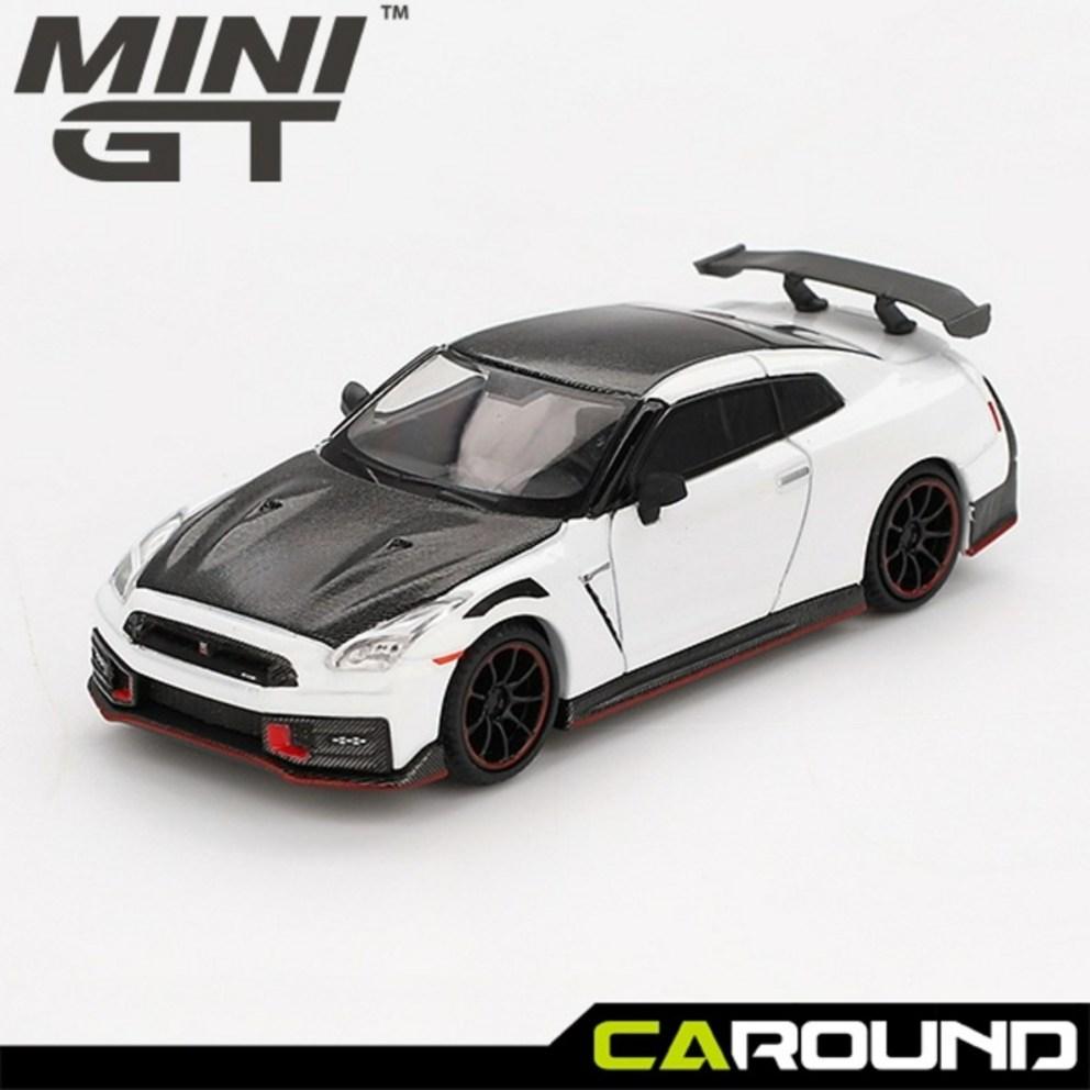 МИНИ ГТ (1045) 1:64 Nissan GT-R (Р35) Nismo 2024 - Жемчужный белый
