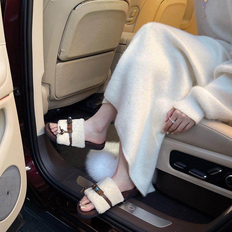 2025 new tassel woven beaded thick-bottomed open-toed slippers women's fashion wear cross-strapped sandals