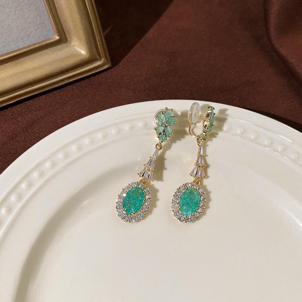 Изумрудные серьги-пусеты в стиле ретро середины века