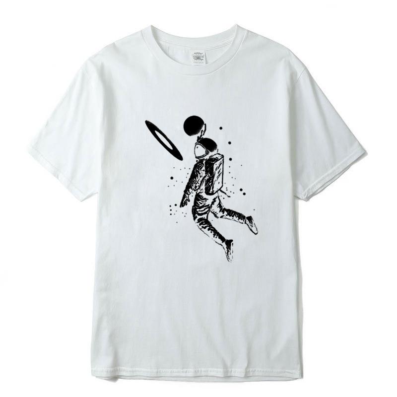 Mens Tshirt High Quality 100 Cotton Funny Moon Astronaut Print Summer Casual Loose Men Tshirt Oneck Male Tshirt Tees Tops