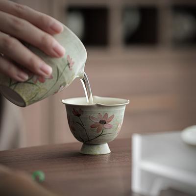 Расписанная вручную чашка для чая с ромашкой Высококачественный фарфоровый чайный сервиз для женщин Послеполуденный чай Личное пользование